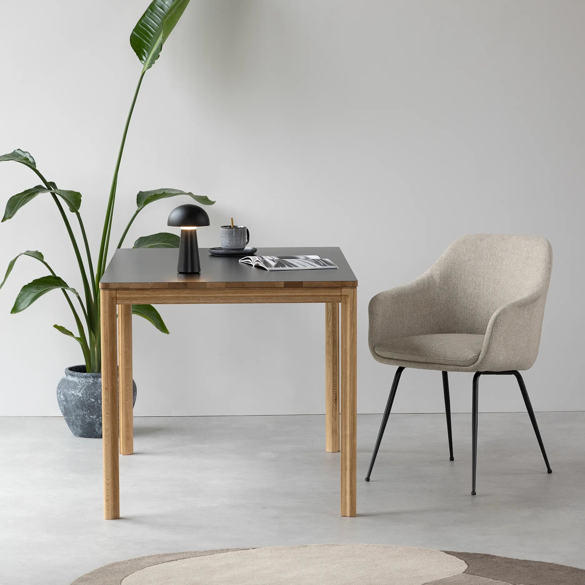 New Carver spisebord/skrivebord